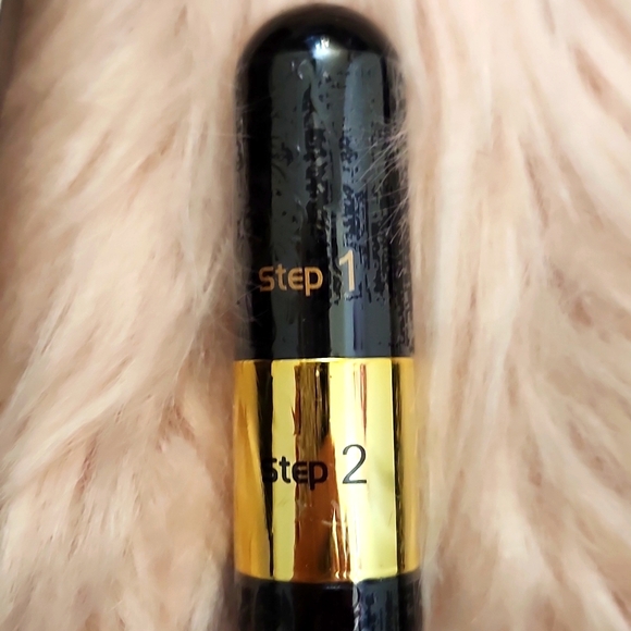 BOGO!! Brand New HELLOKISS DOUBLE EFFECT MASCARA-2CT - Picture 3 of 5